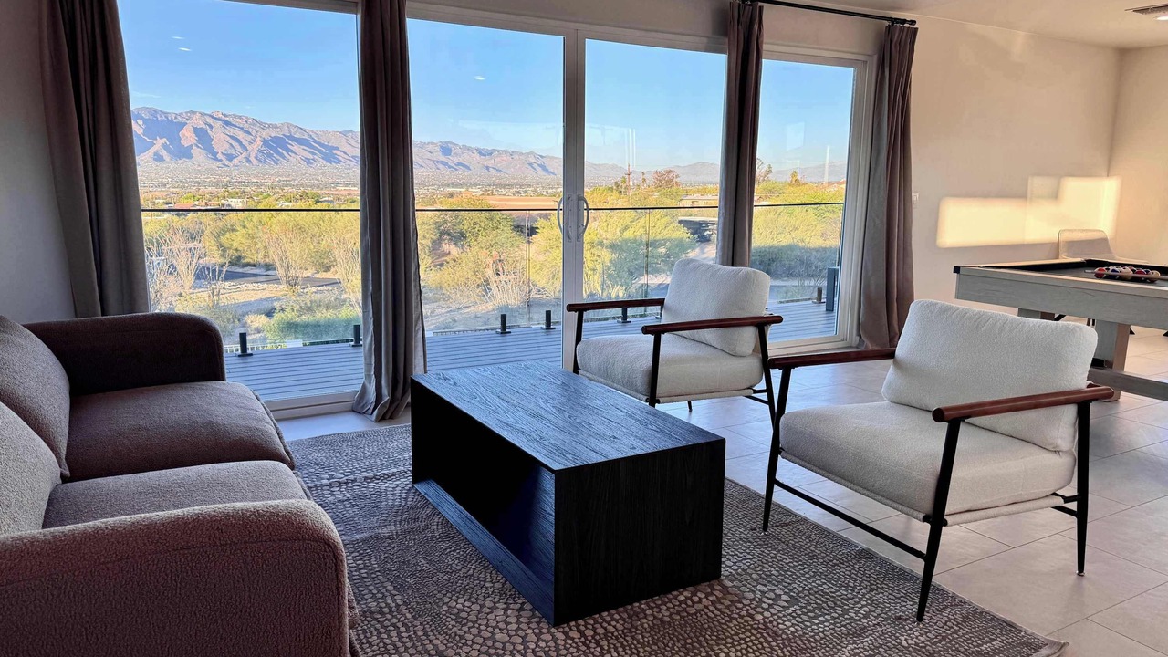 Photo of Livingroom in Painted Hills Estates