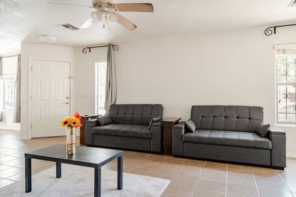 Photo of Livingroom in Tucson