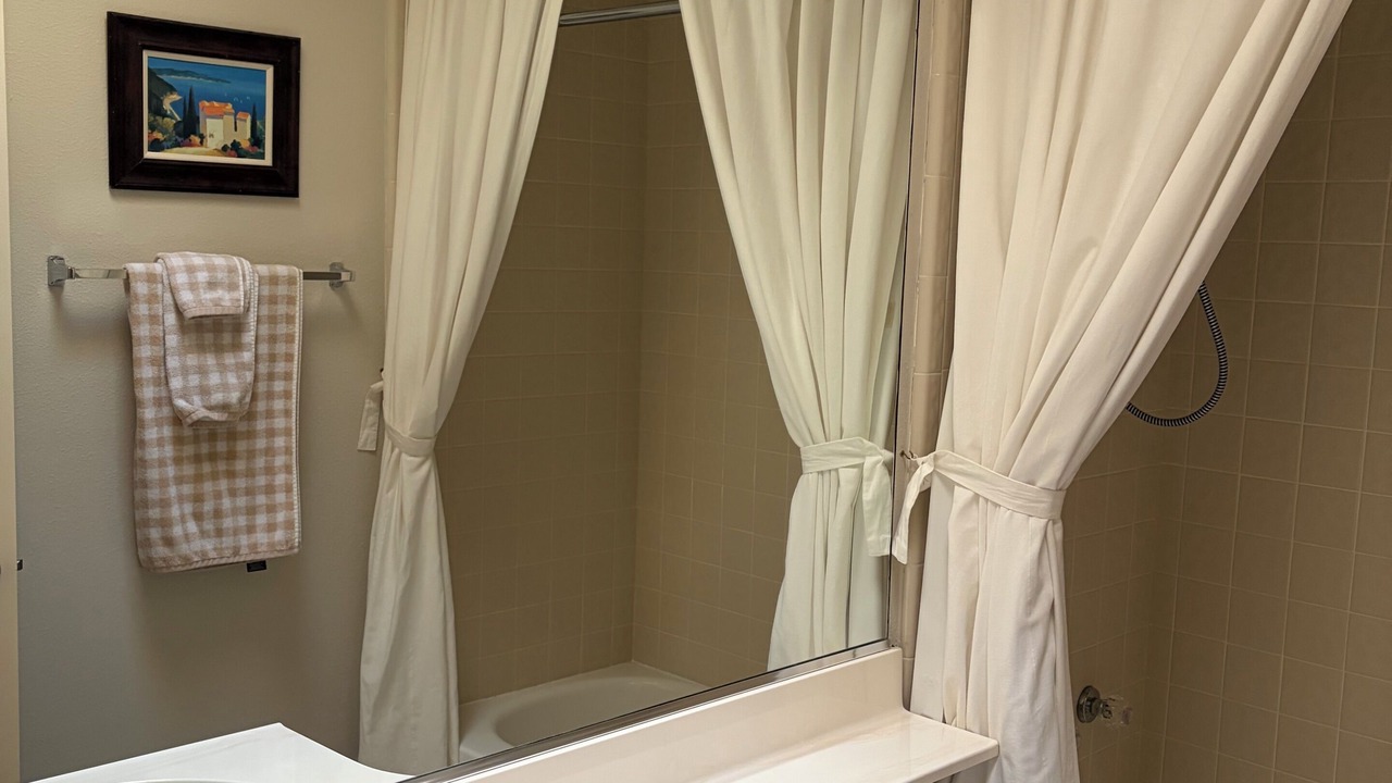 Photo of Bathroom in Cottonwood
