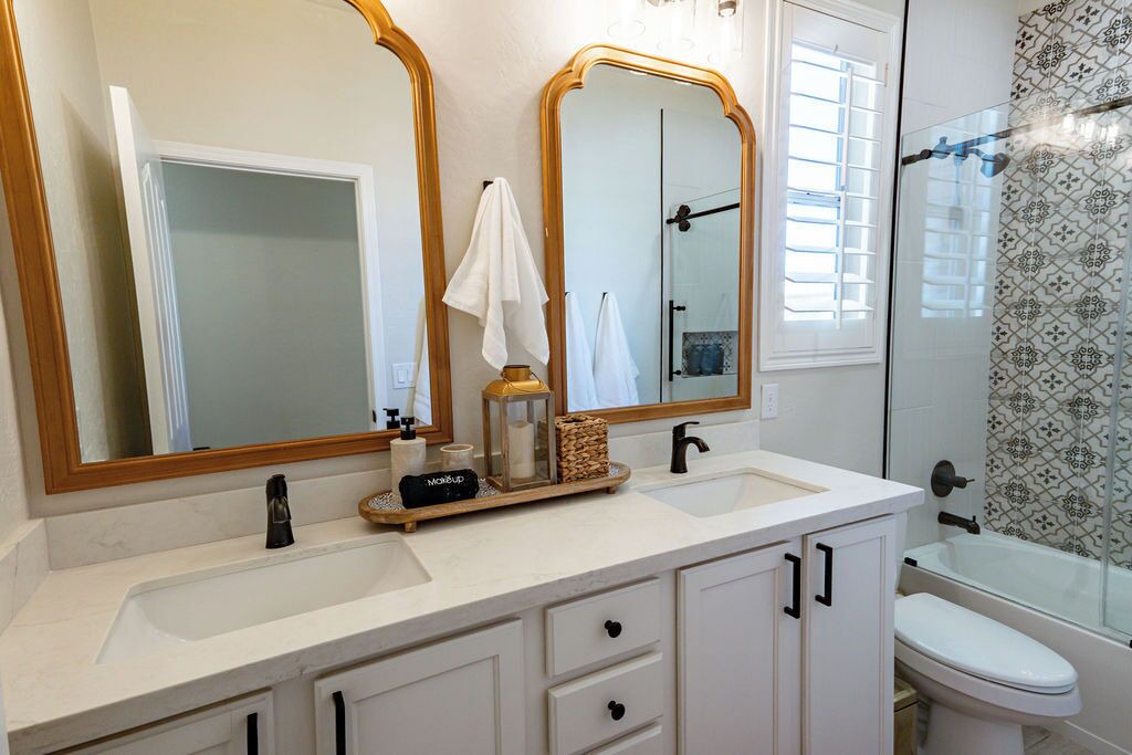 Photo of Bathroom in Surprise Farms