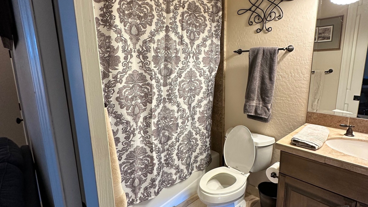 Photo of Bathroom in Boulder Heights