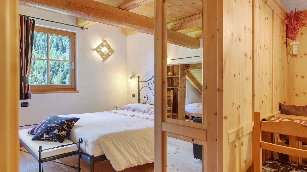 Photo of Bedroom in Rabbi