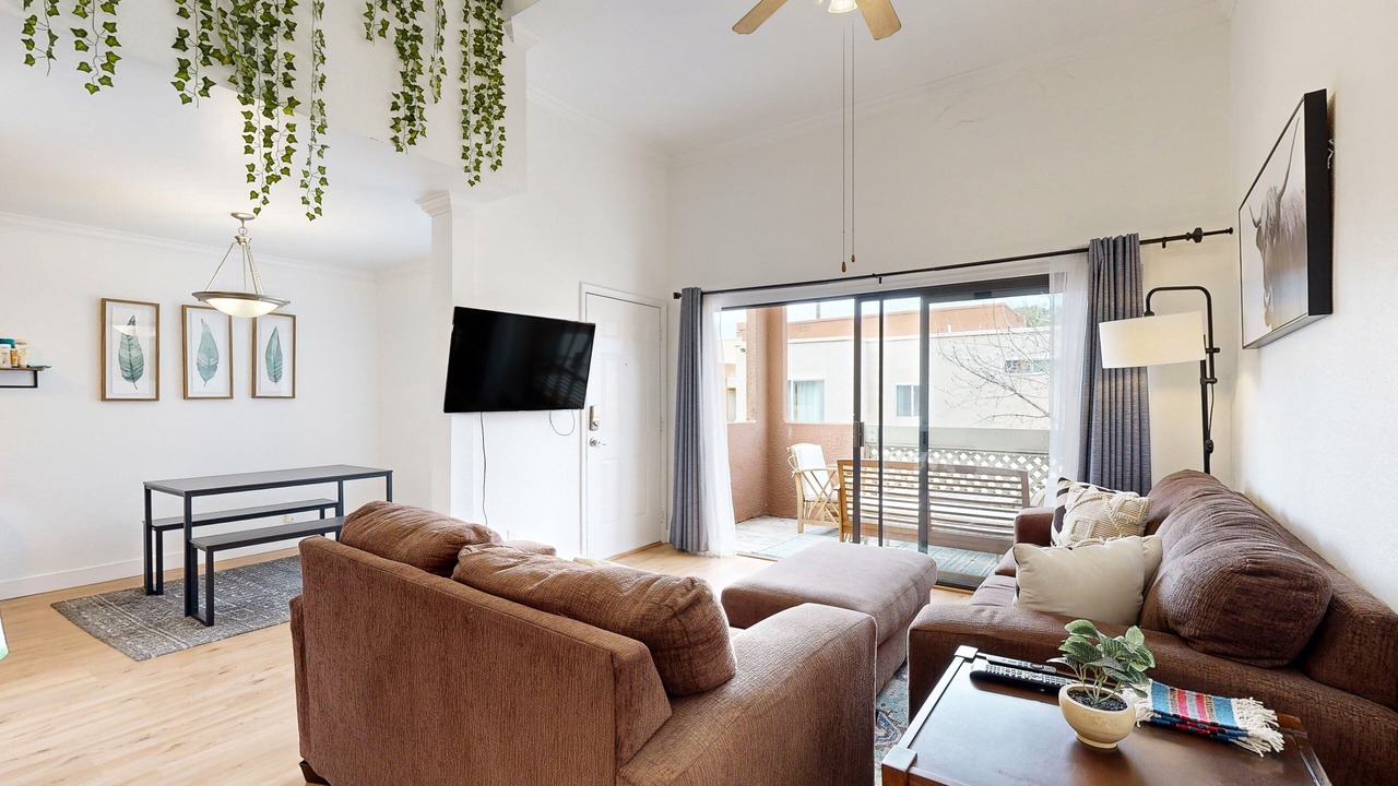 Photo of Livingroom in South Scottsdale