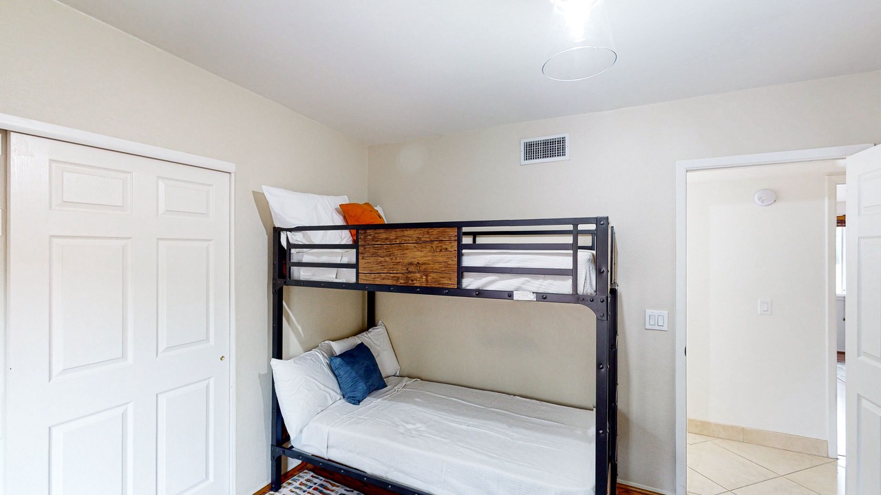 Photo of Bedroom in The Foothills