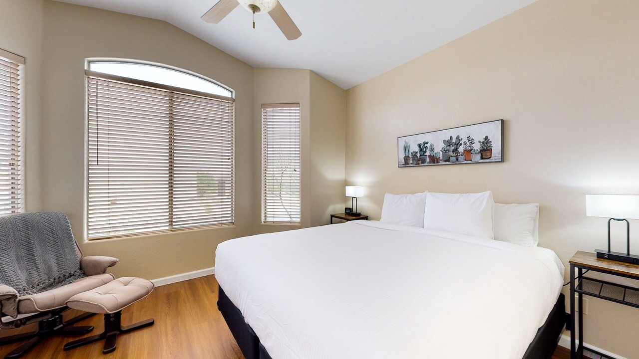 Photo of Bedroom in Catalina Shadows Estates