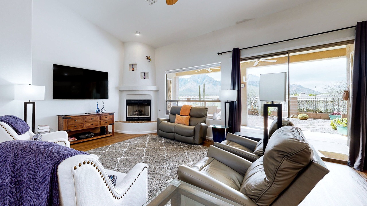 Photo of Livingroom in Catalina Shadows Estates