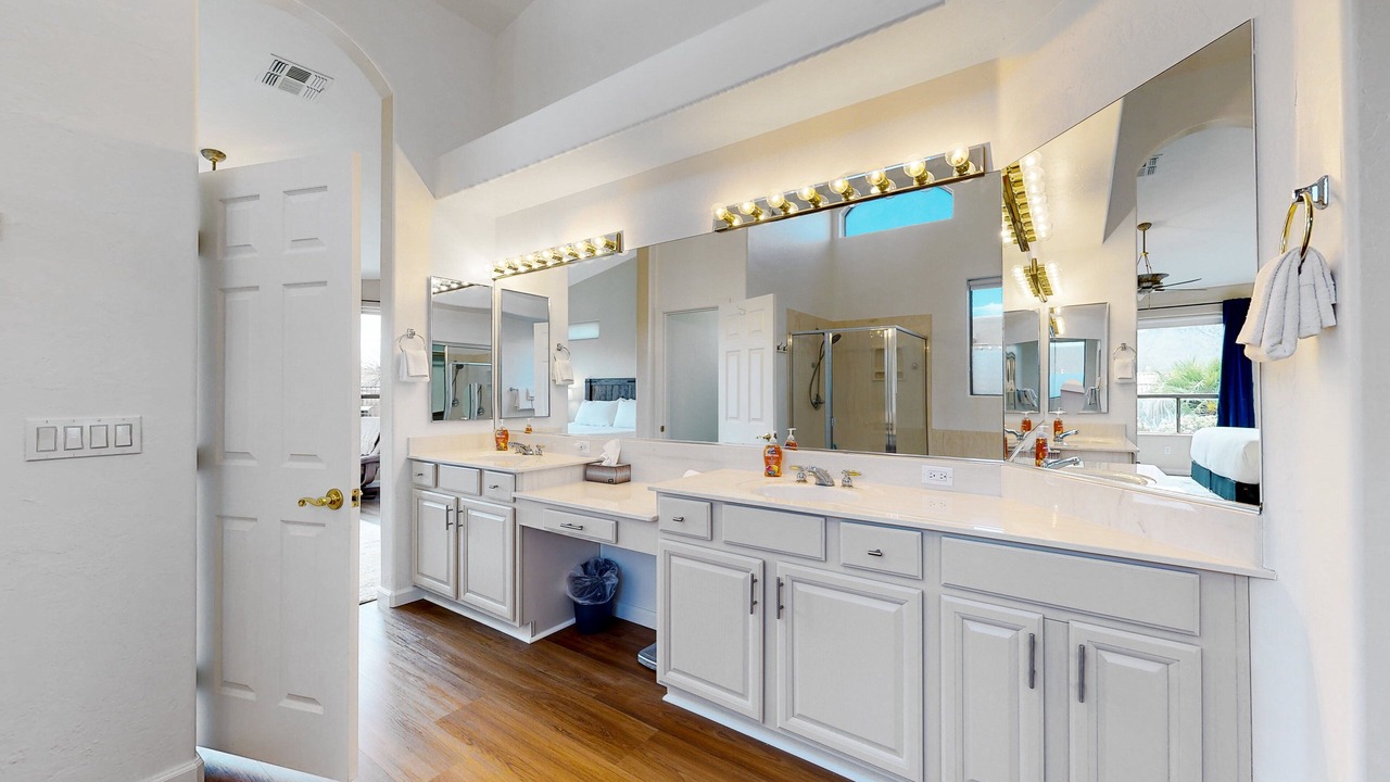 Photo of Bathroom in Catalina Shadows Estates