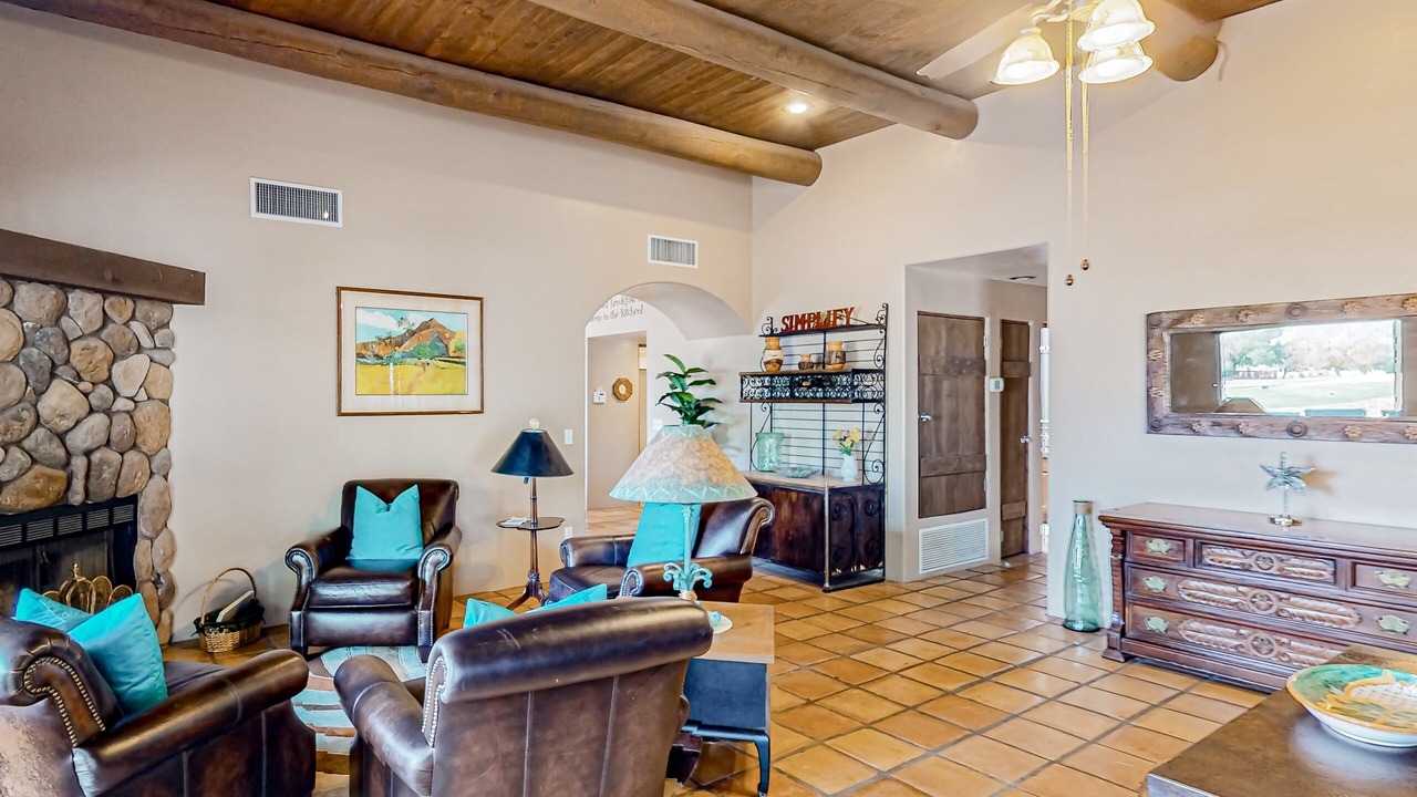 Photo of Livingroom in Forty Niners Country Club Estates