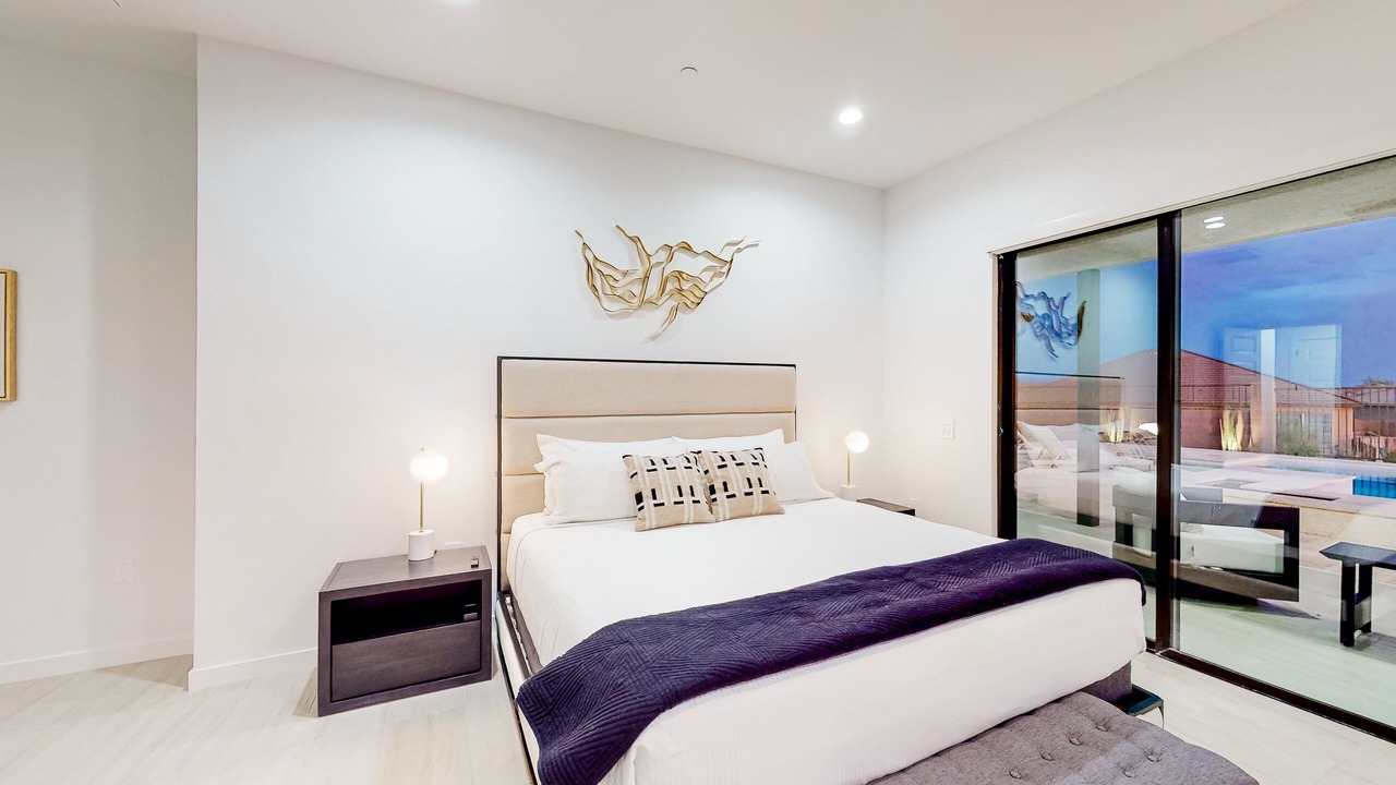 Photo of Bedroom in Dove Mountain
