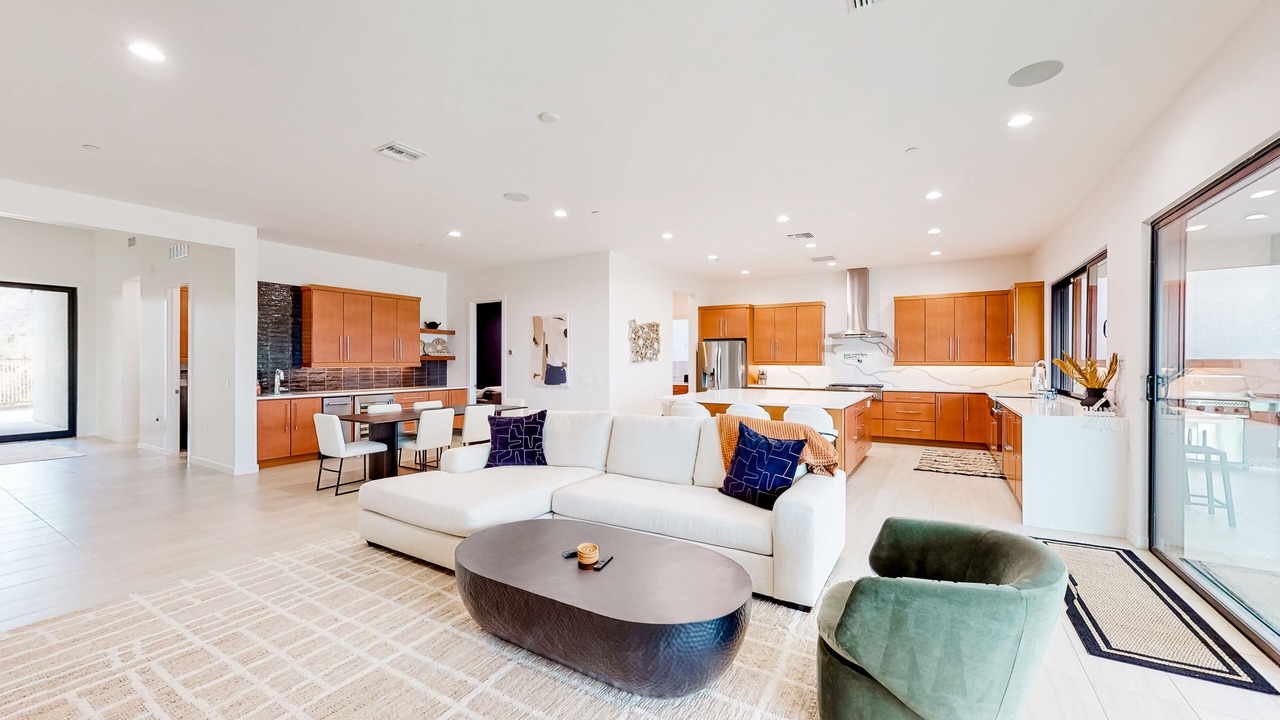 Photo of Livingroom in Dove Mountain