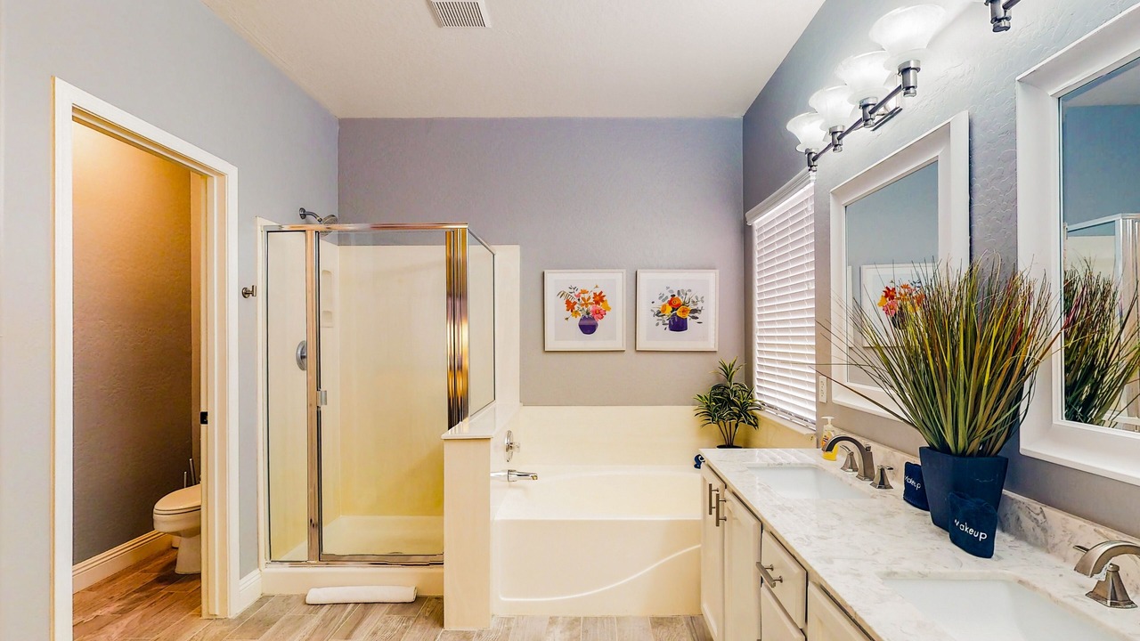 Photo of Bathroom in Cooper Commons