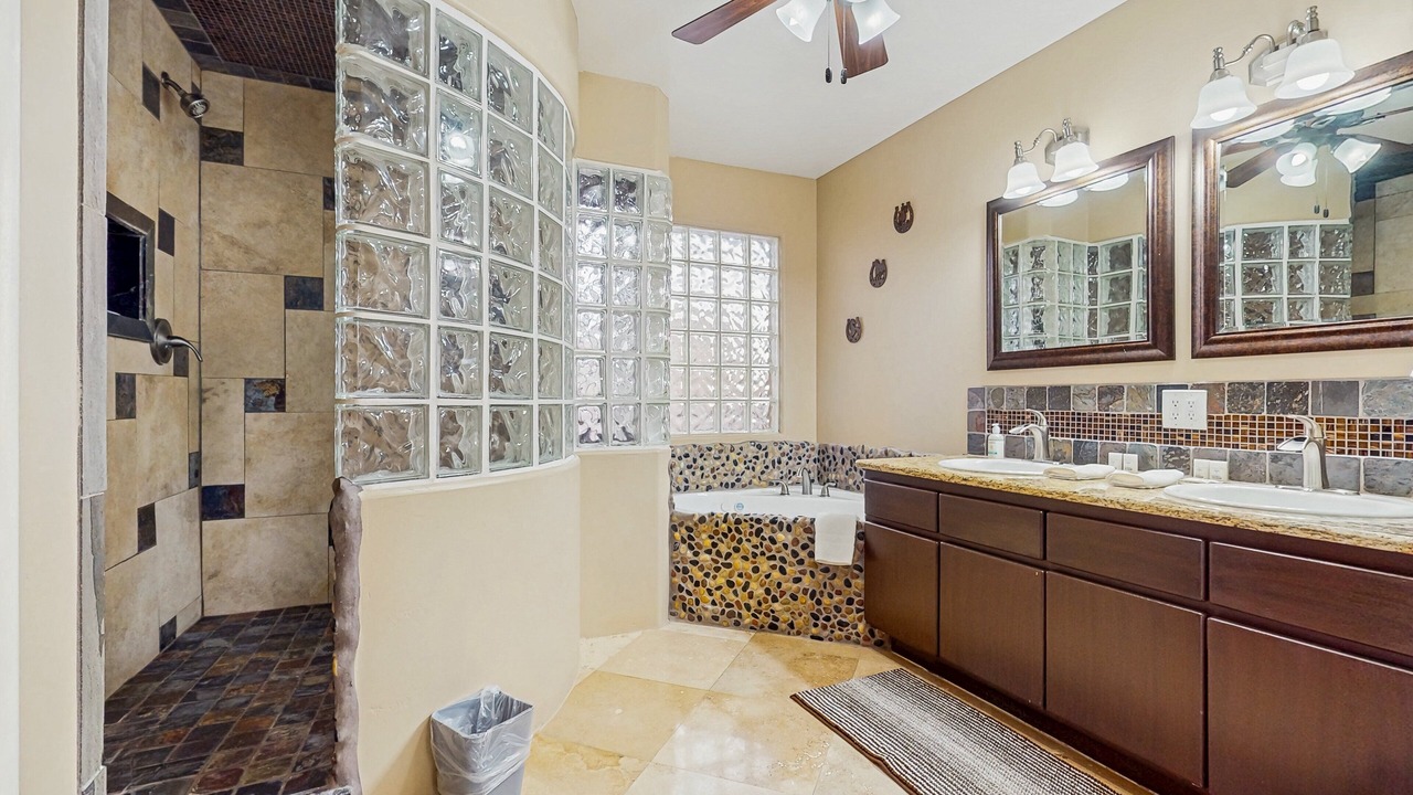 Photo of Bathroom in Starlight Estates