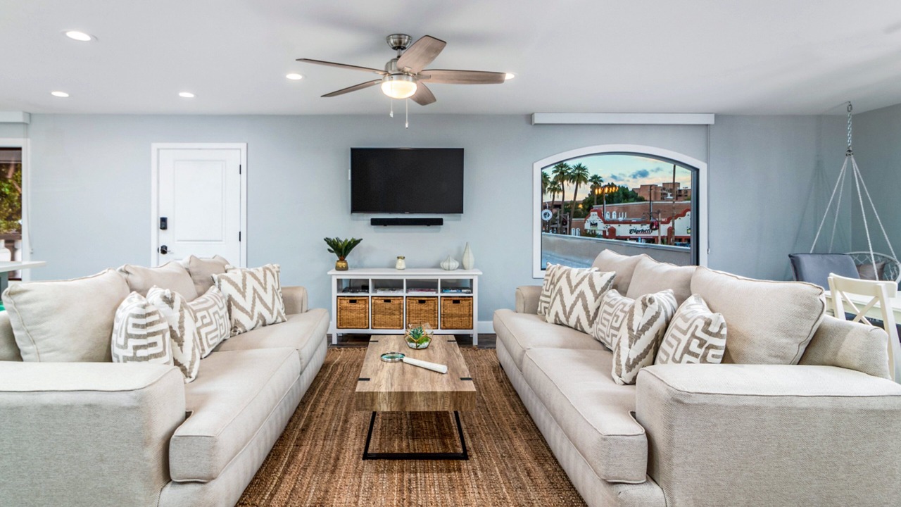 Photo of Livingroom in Arts District