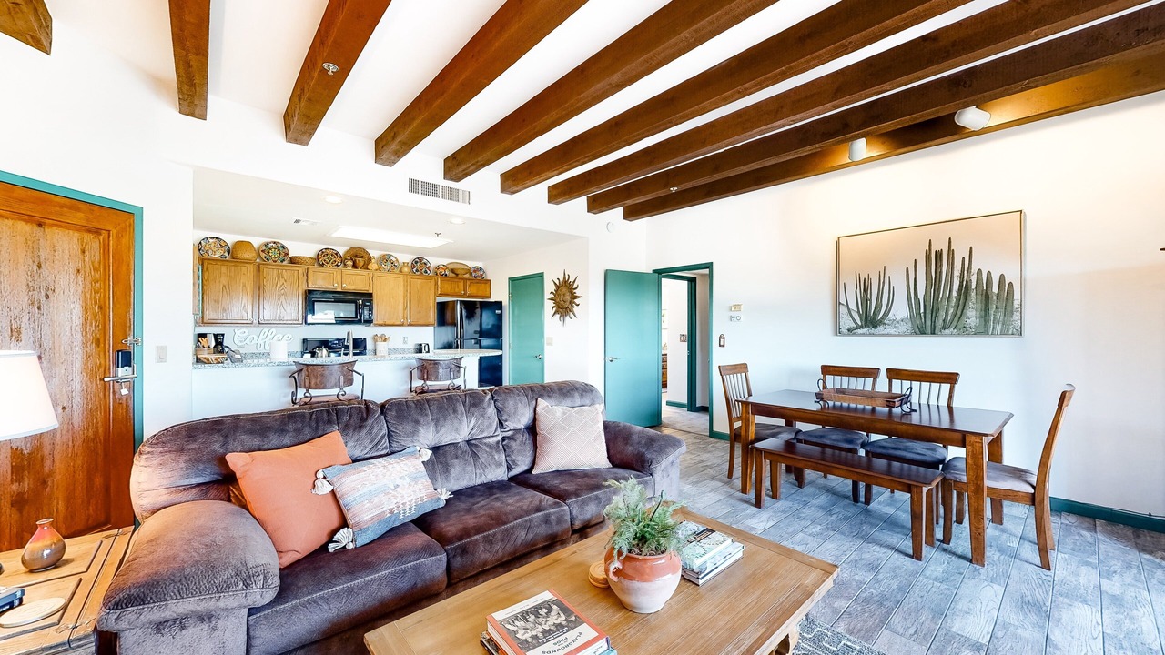 Photo of Livingroom in Starr Pass
