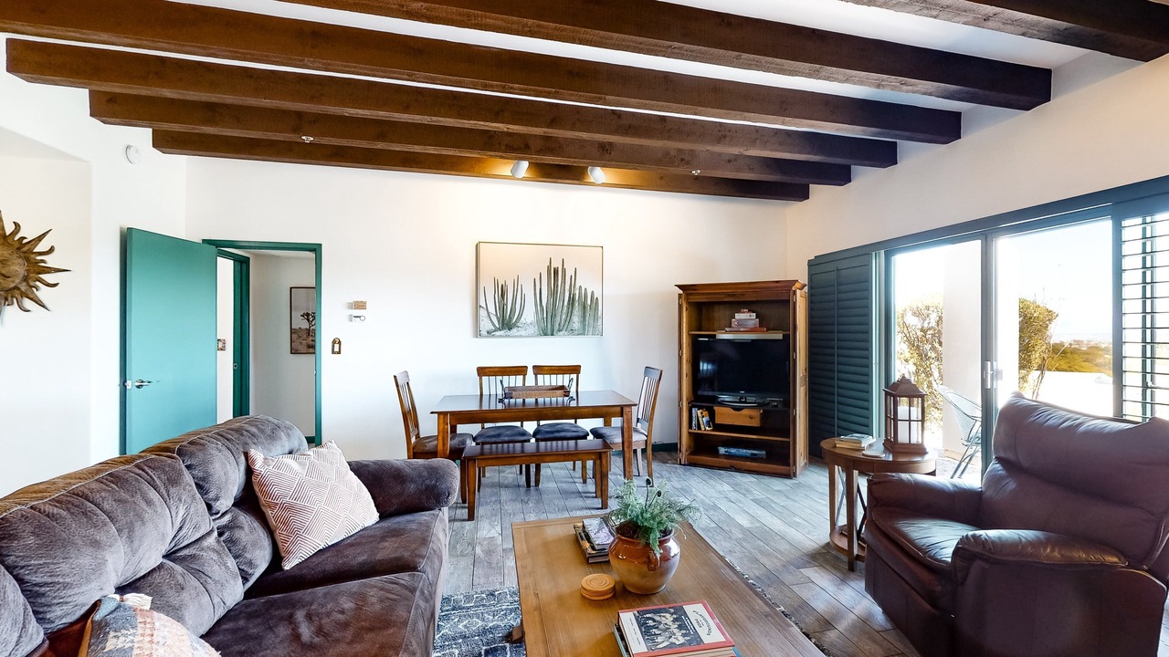 Photo of Livingroom in Starr Pass