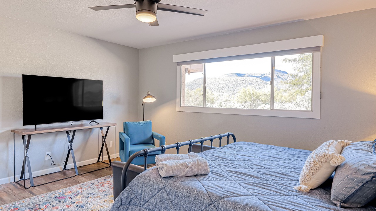 Photo of Bedroom in Cave Creek