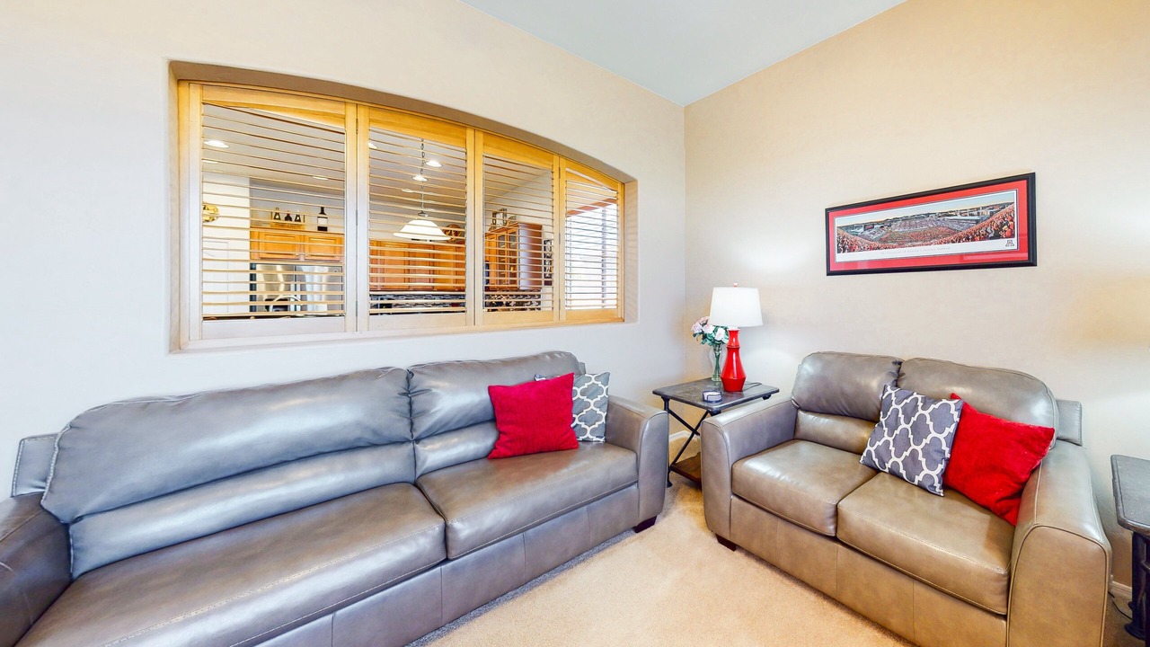 Photo of Livingroom in Quail Crossing