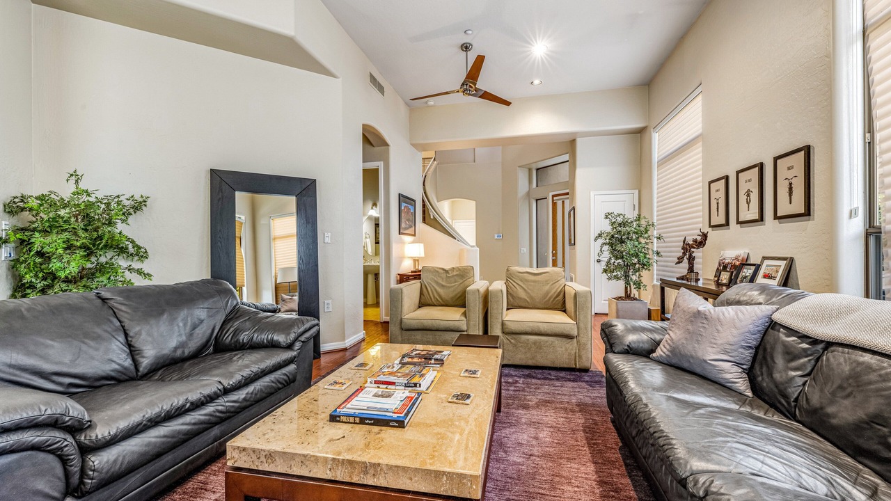Photo of Livingroom in South Scottsdale