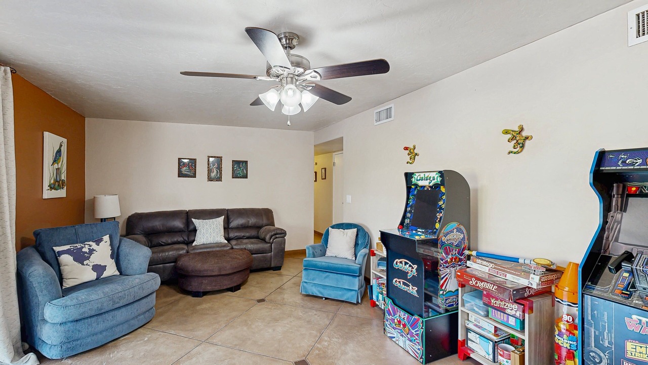 Photo of Livingroom in Tucson