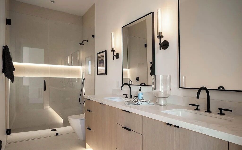 Photo of Bathroom in Central Scottsdale