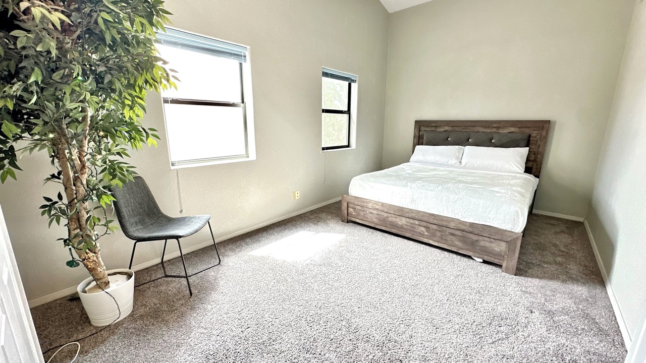 Photo of Bedroom in Val Vista Lakes