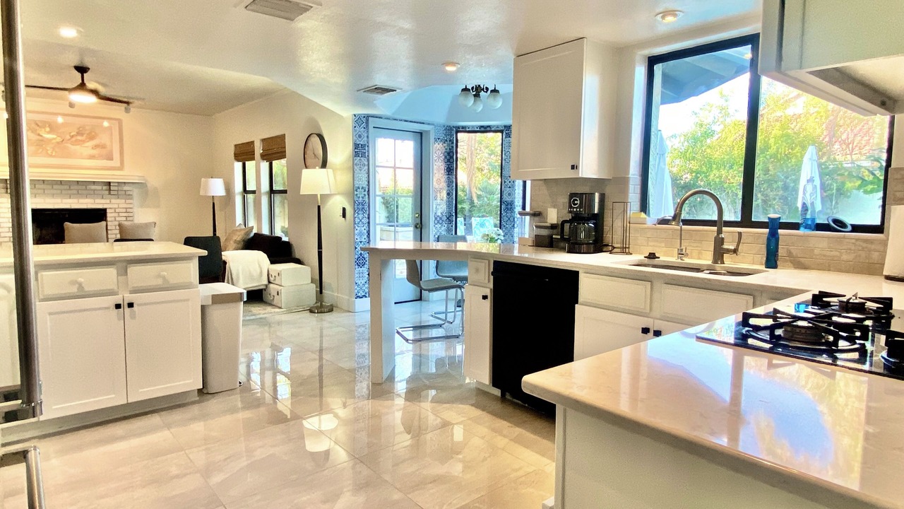 Photo of Kitchen in Val Vista Lakes