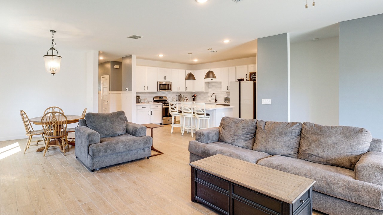 Photo of Livingroom in Maricopa