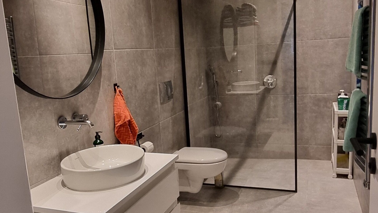 Photo of Bathroom in Akranes