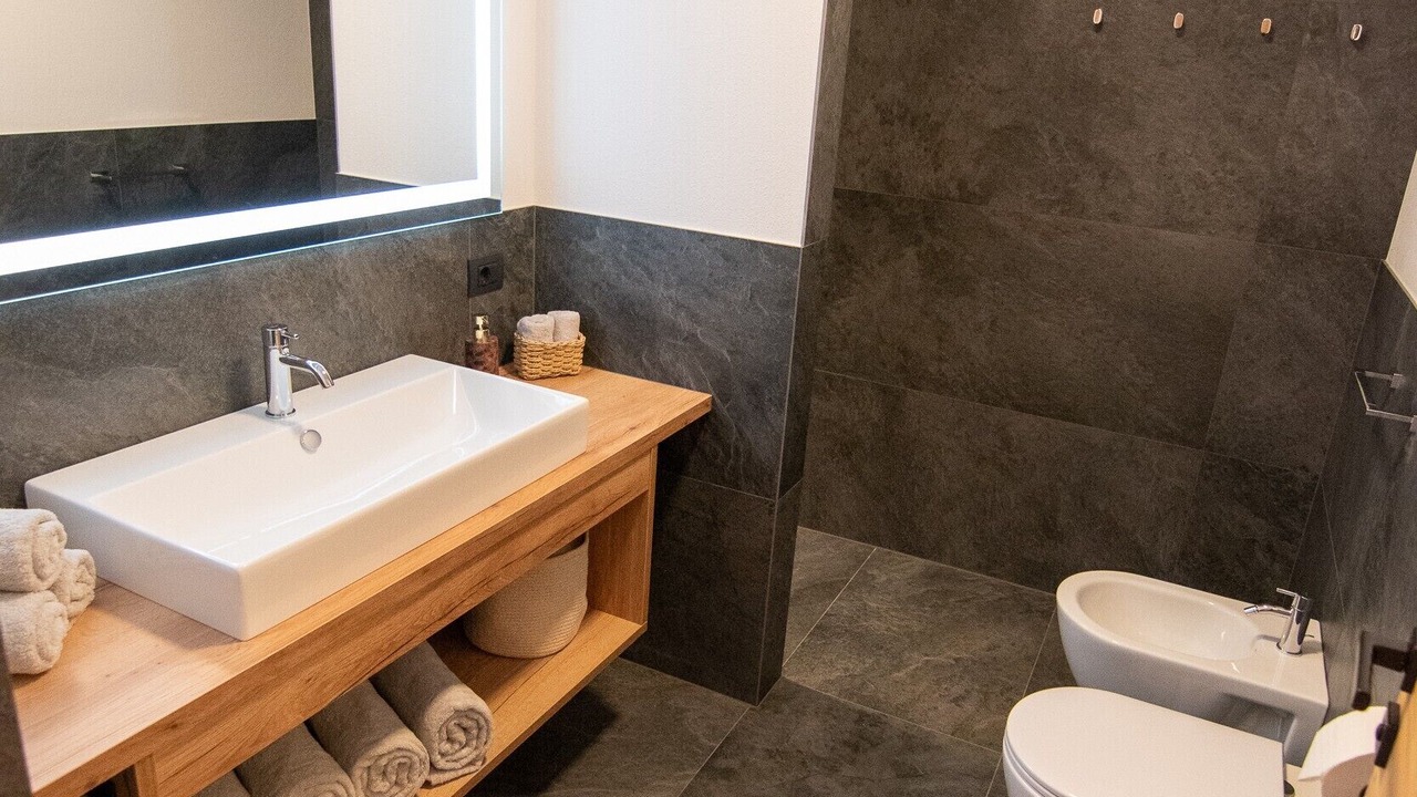 Photo of Bathroom in Casola