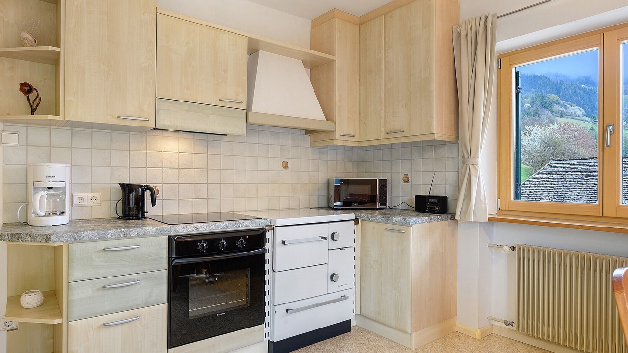 Photo of Kitchen in Laion