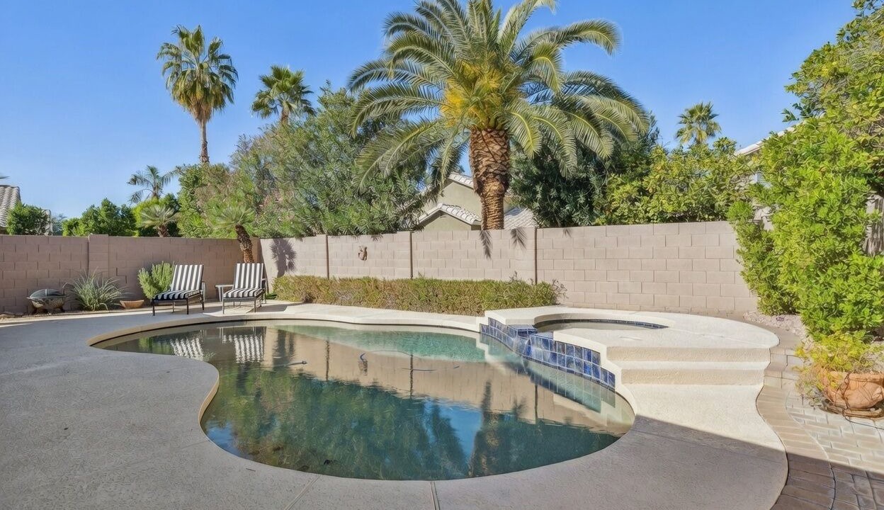 Photo of Outdoor in Desert Shadows III