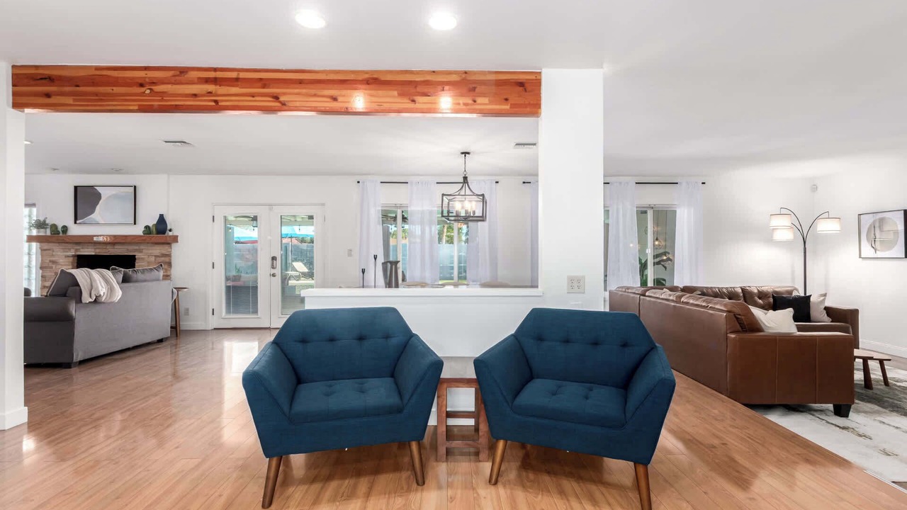 Photo of Livingroom in Trail West