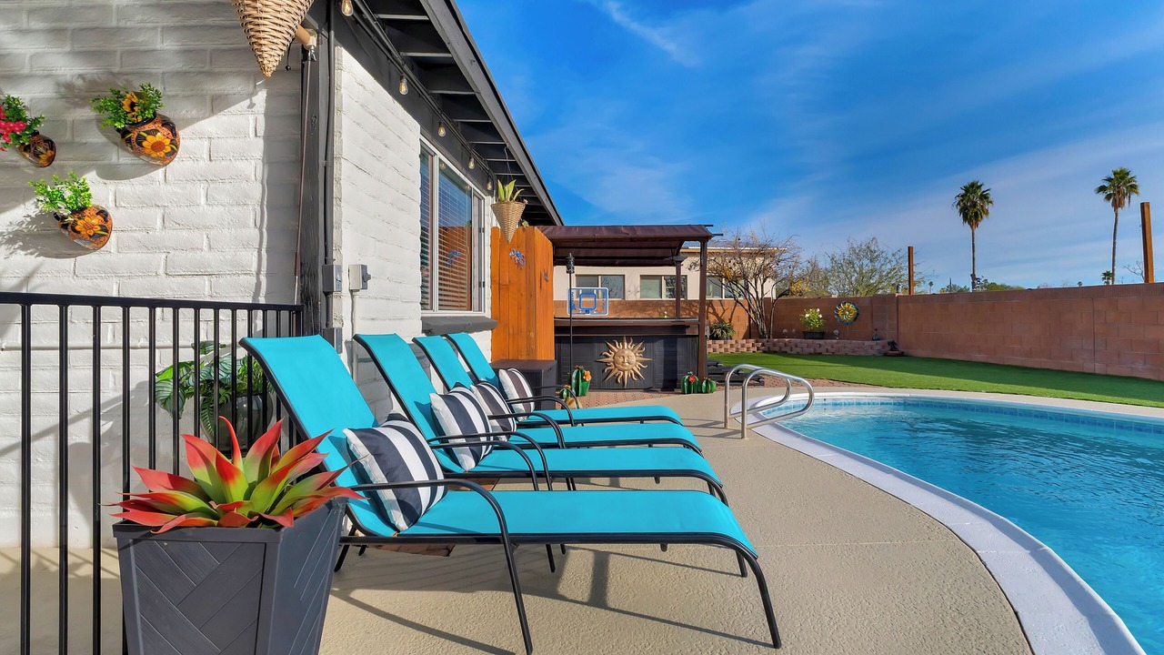 Photo of Outdoor in Harrison East South