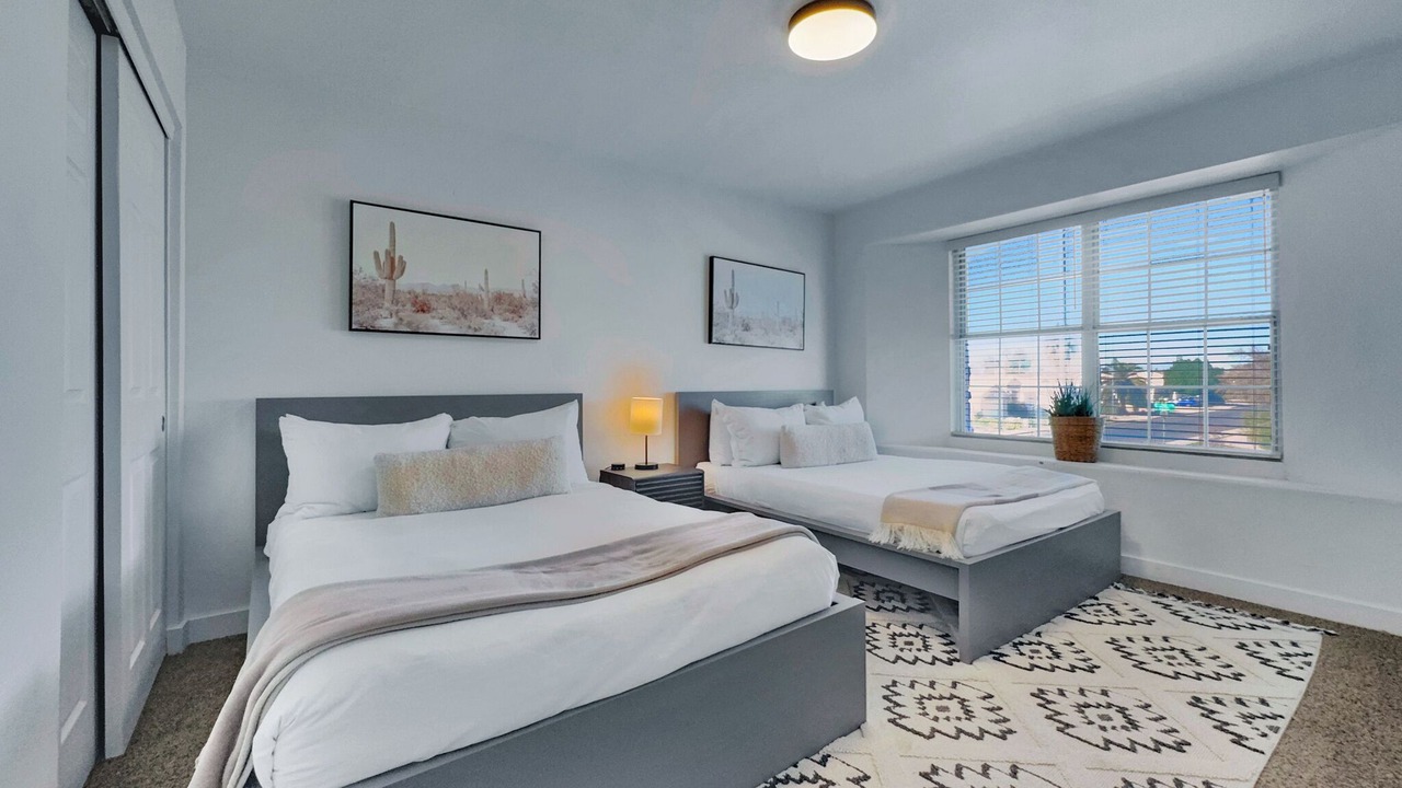 Photo of Bedroom in Sunland Village