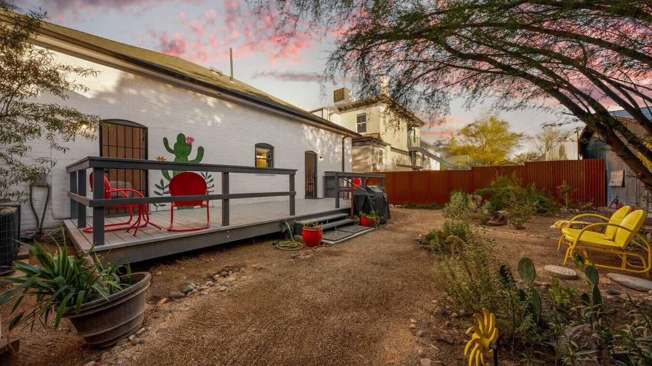Photo of Outdoor in Iron Horse
