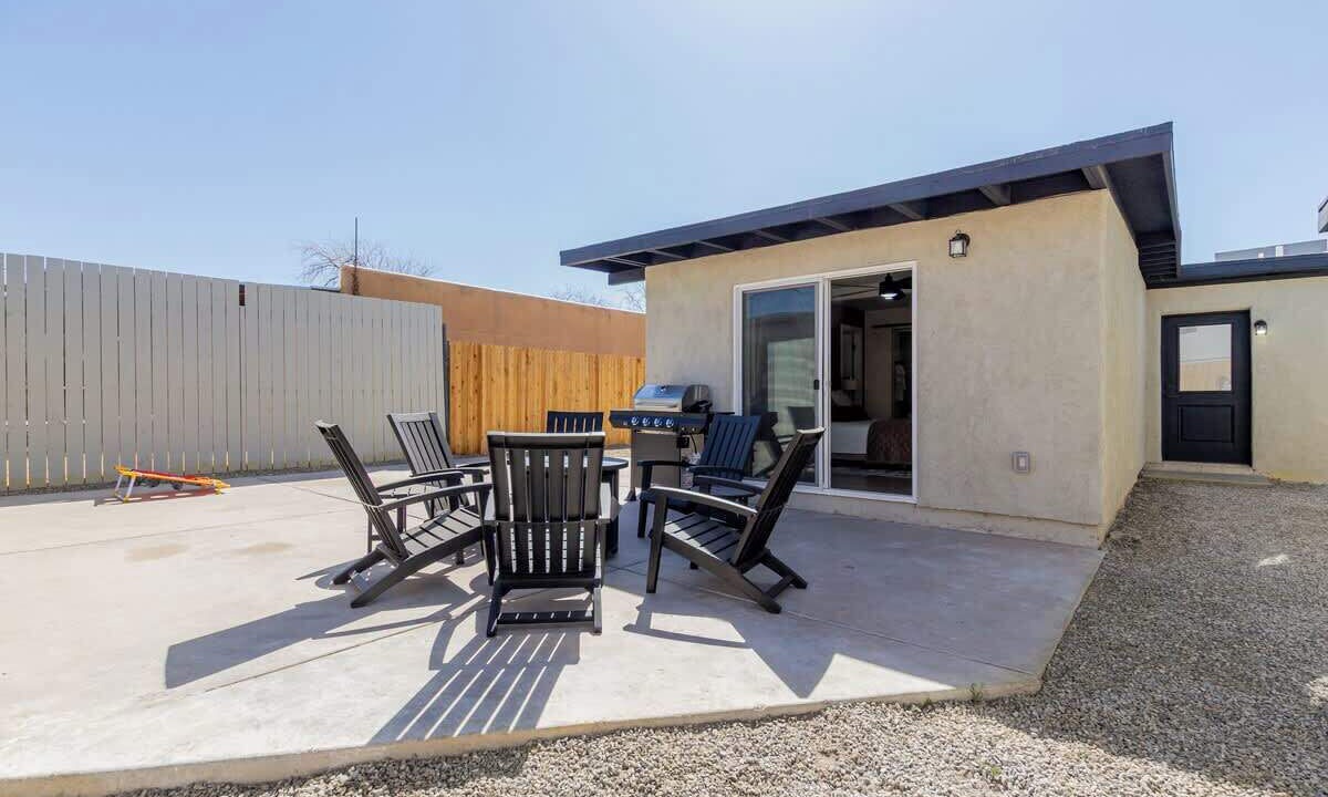 Photo of Outdoor in Peter Howell