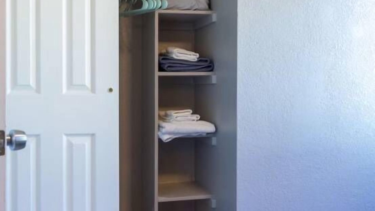 Photo of Bedroom in Kyrene-Superstition