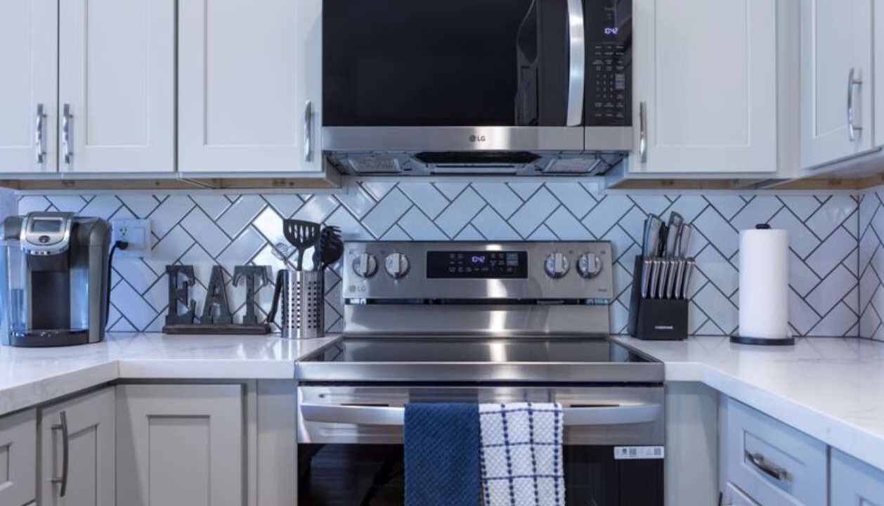 Photo of Kitchen in Kyrene-Superstition