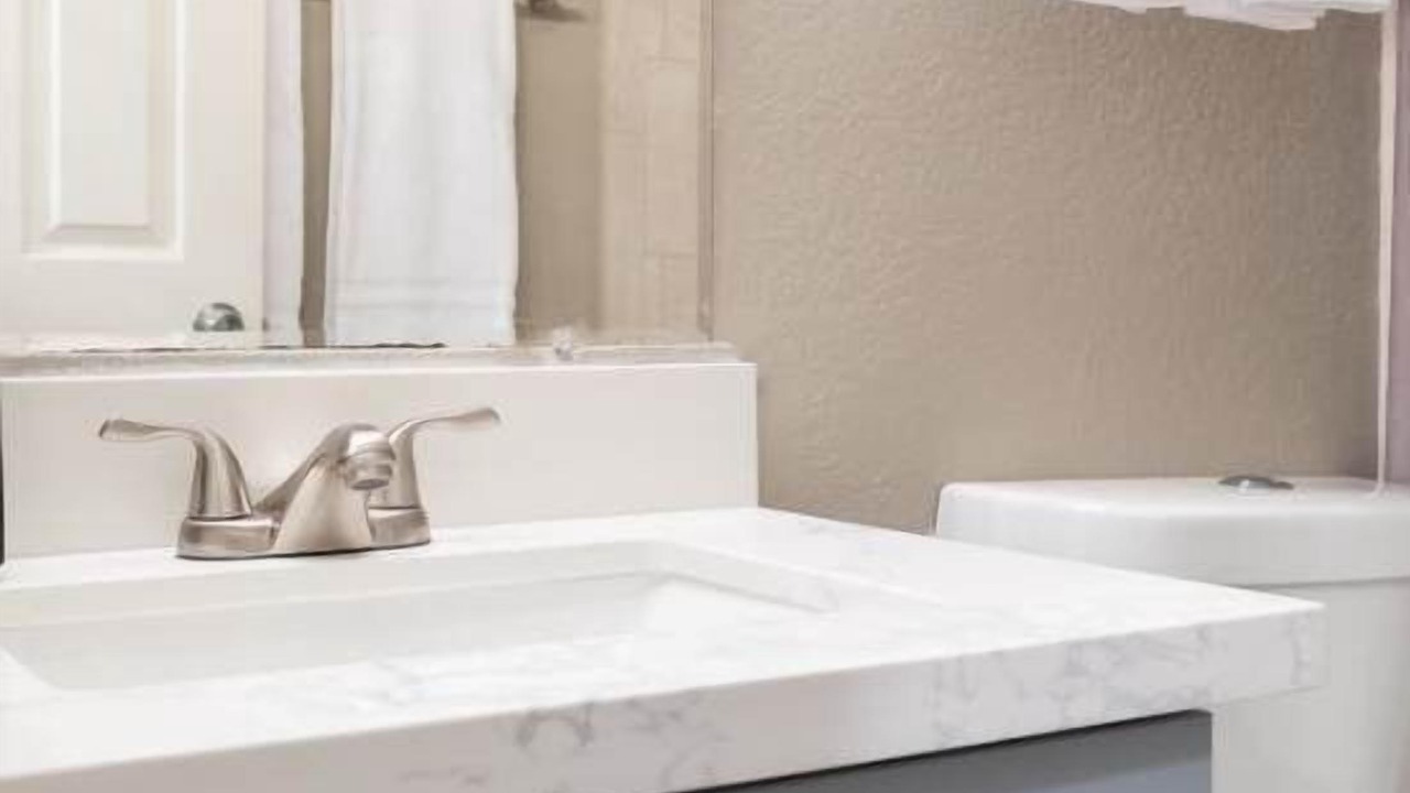 Photo of Bathroom in Kyrene-Superstition