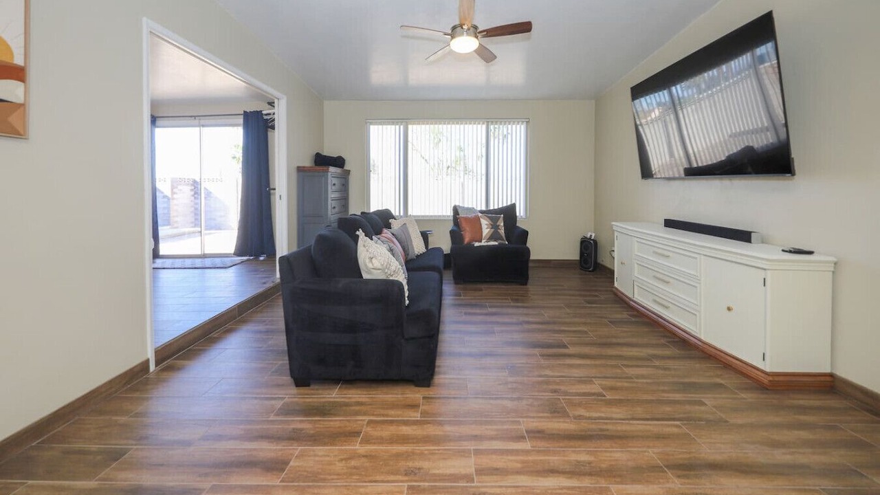 Photo of Livingroom in South Harrison