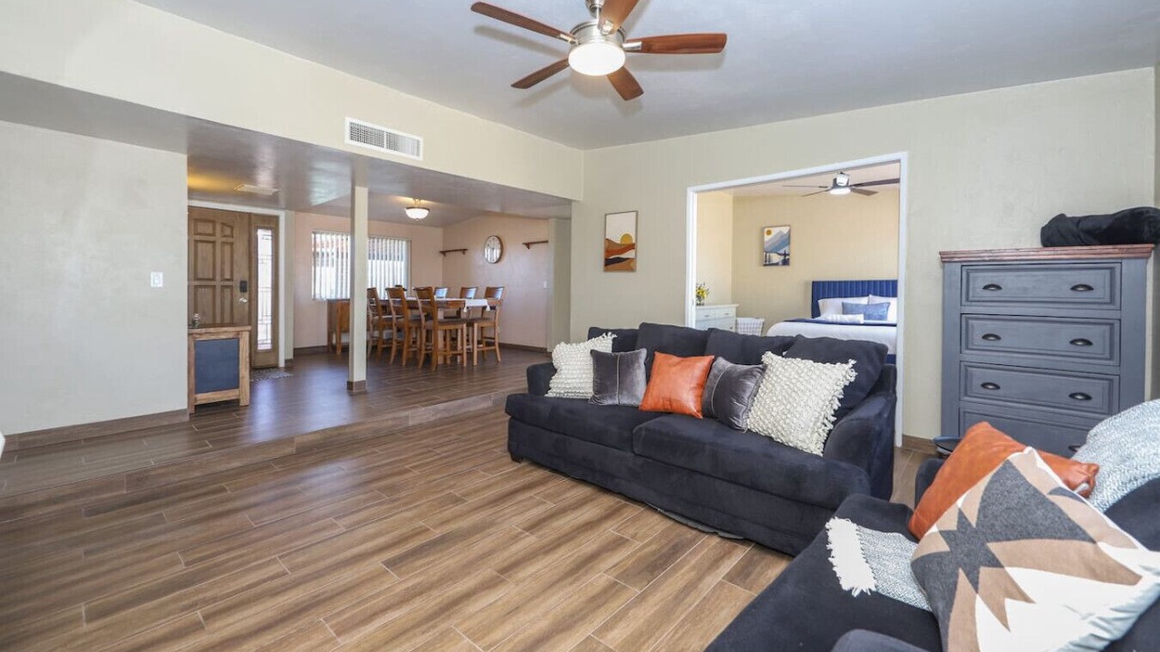 Photo of Livingroom in South Harrison