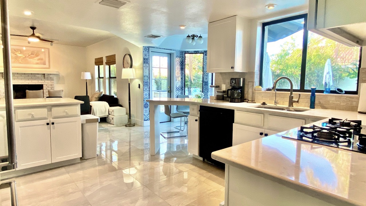Photo of Kitchen in Val Vista Lakes