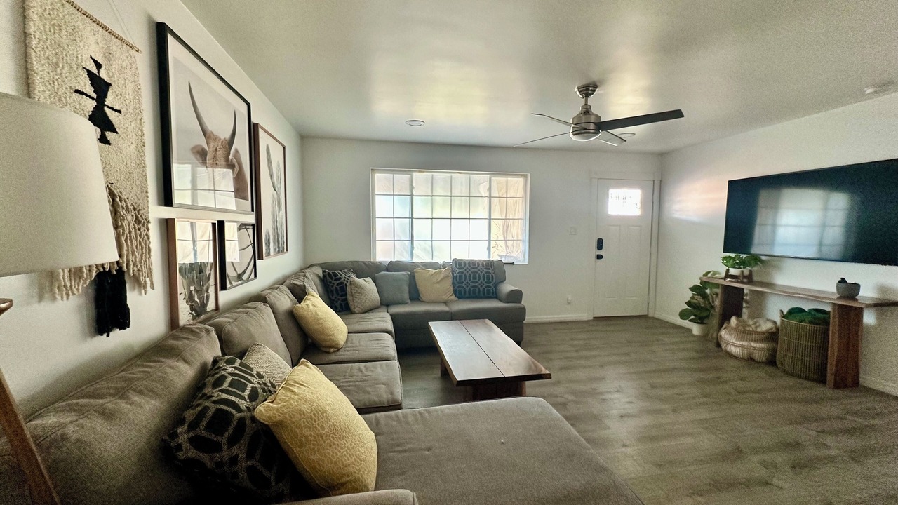 Photo of Livingroom in Tempe