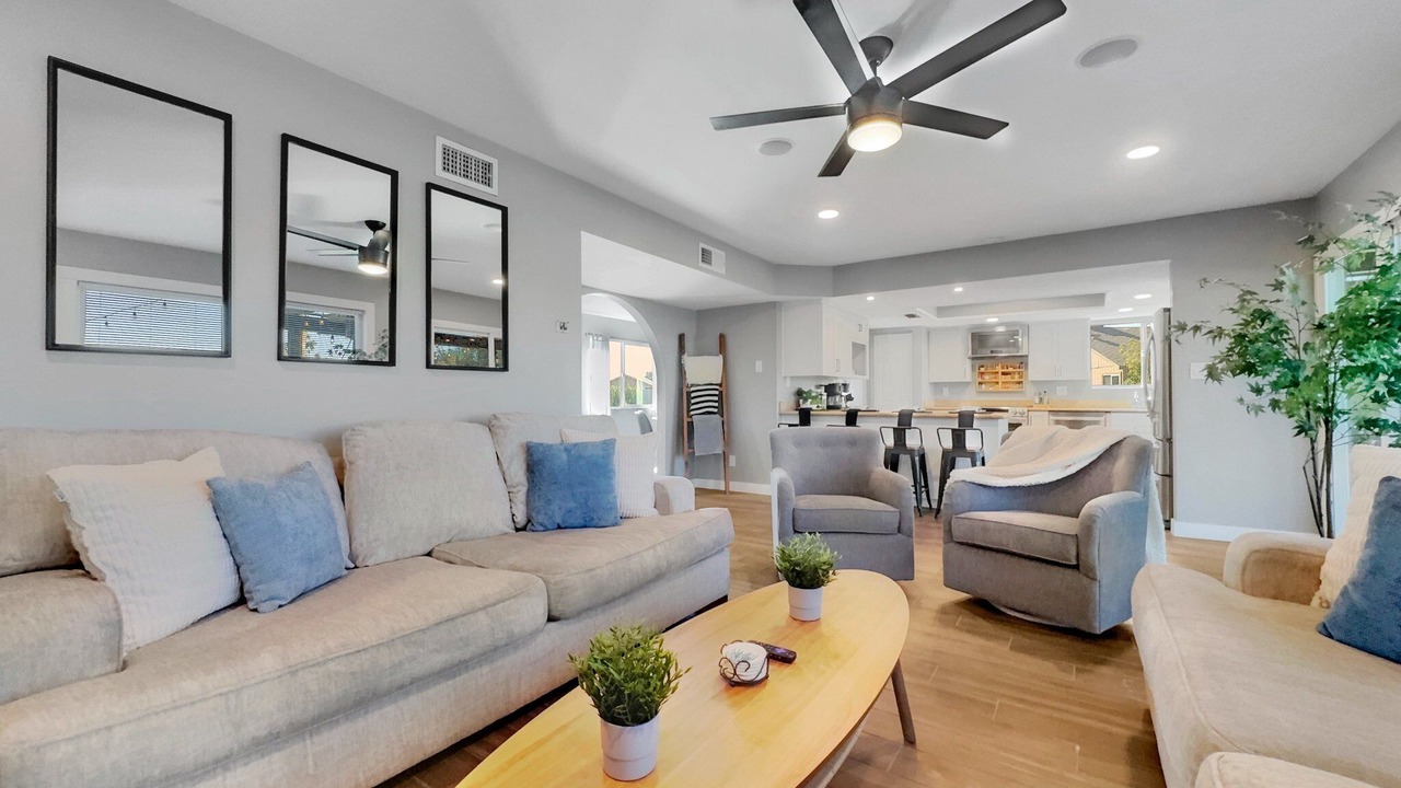Photo of Livingroom in Dobson Ranch