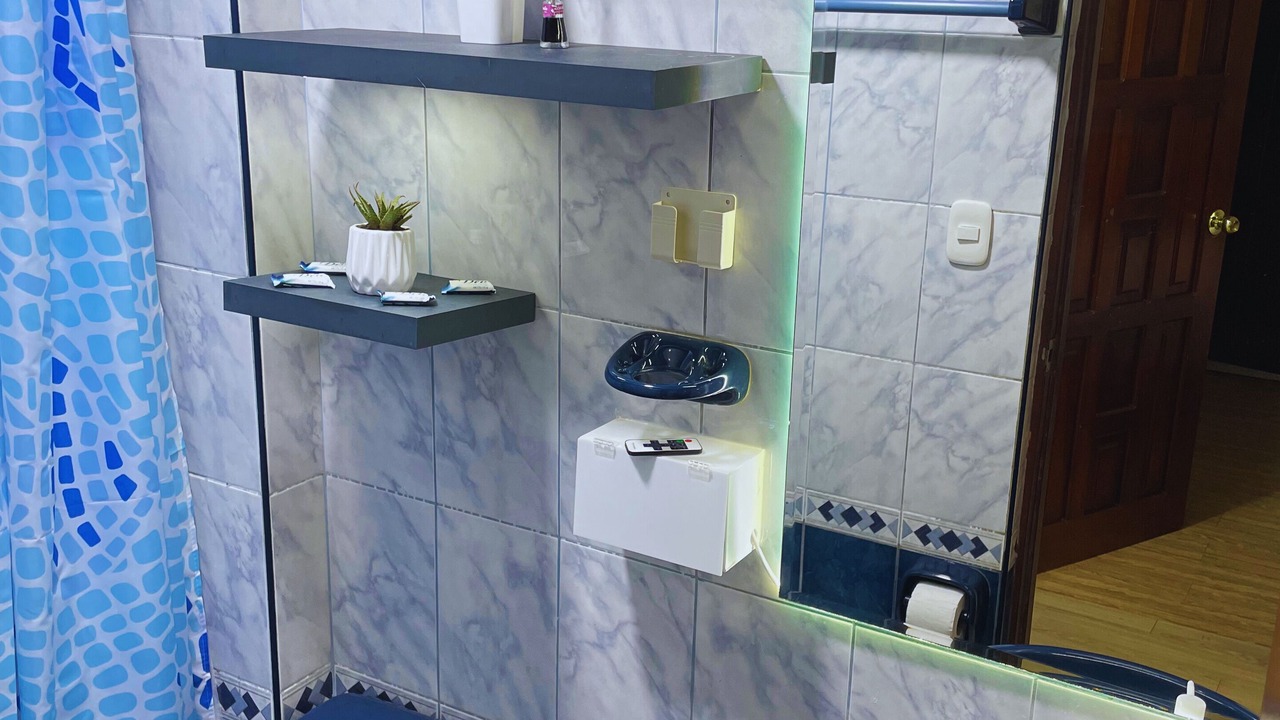 Photo of Bathroom in Monserrate