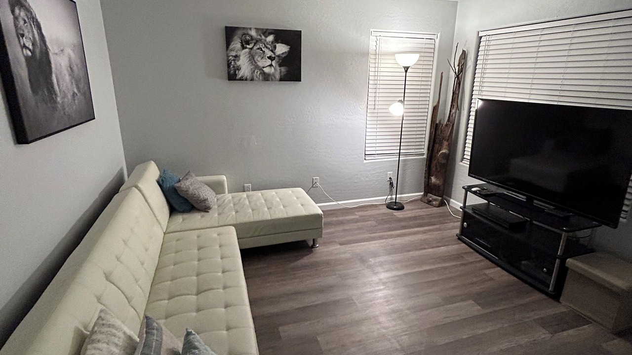 Photo of Livingroom in Avondale