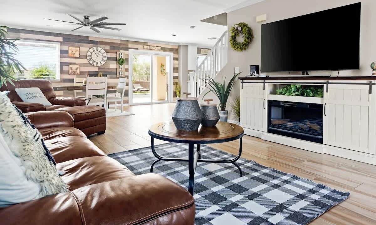 Photo of Livingroom in Gold Canyon