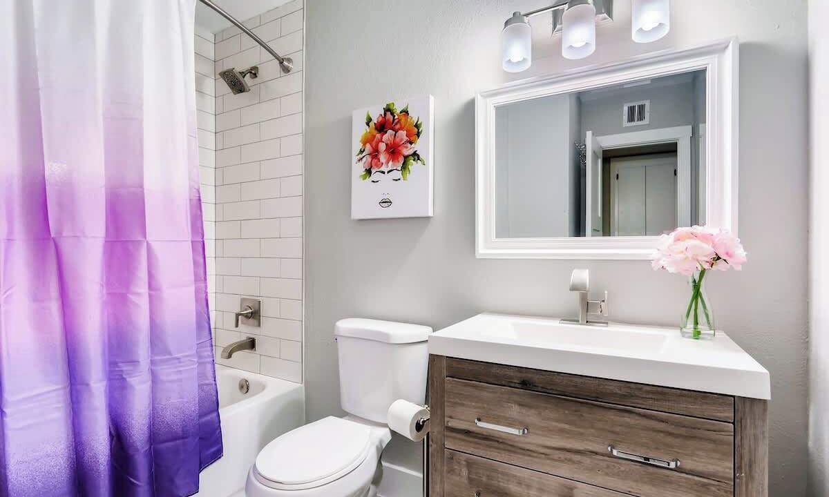 Photo of Bathroom in Scottsdale Estates Nine