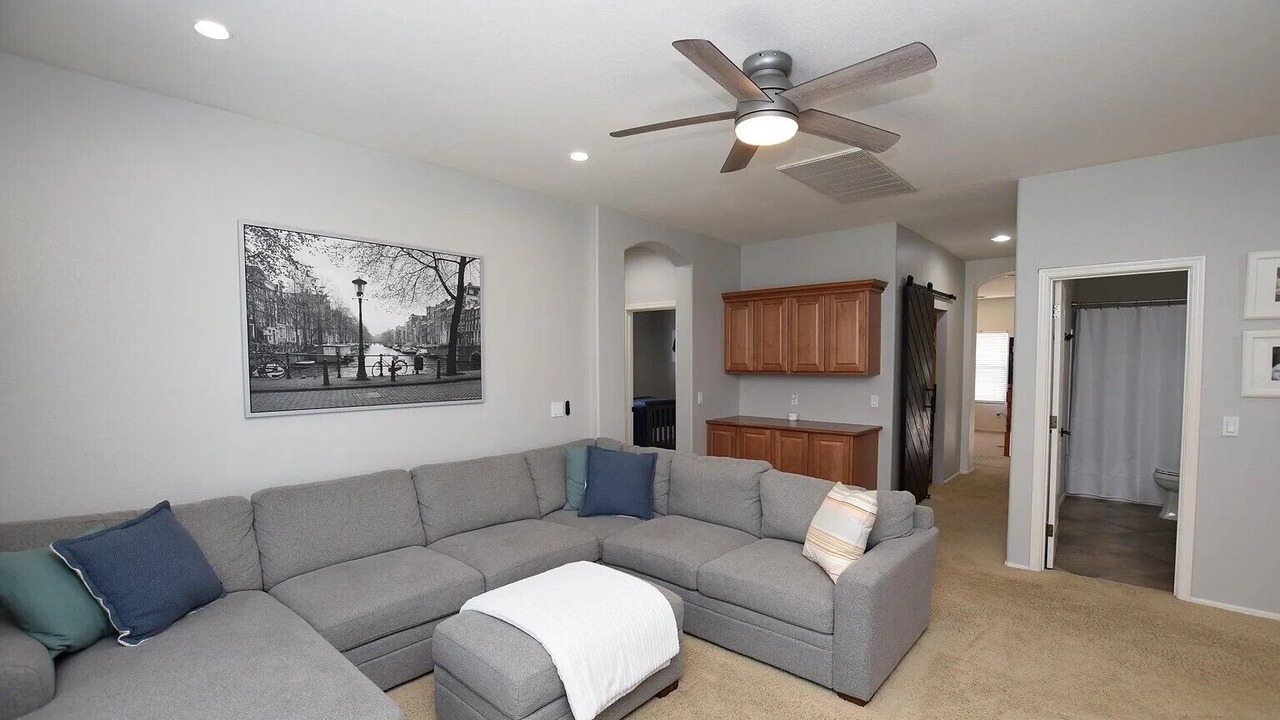 Photo of Livingroom in Maricopa