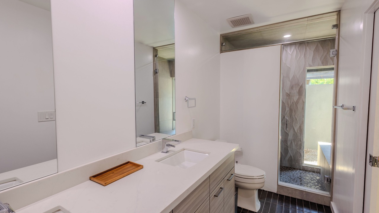 Photo of Bathroom in Raskin Estates